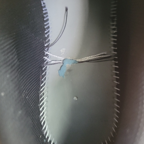 Mens Size 10.5 Nike Air Jordan 1 Low Black White Red Casual Sneakers 553558 161 - Picture 7 of 10